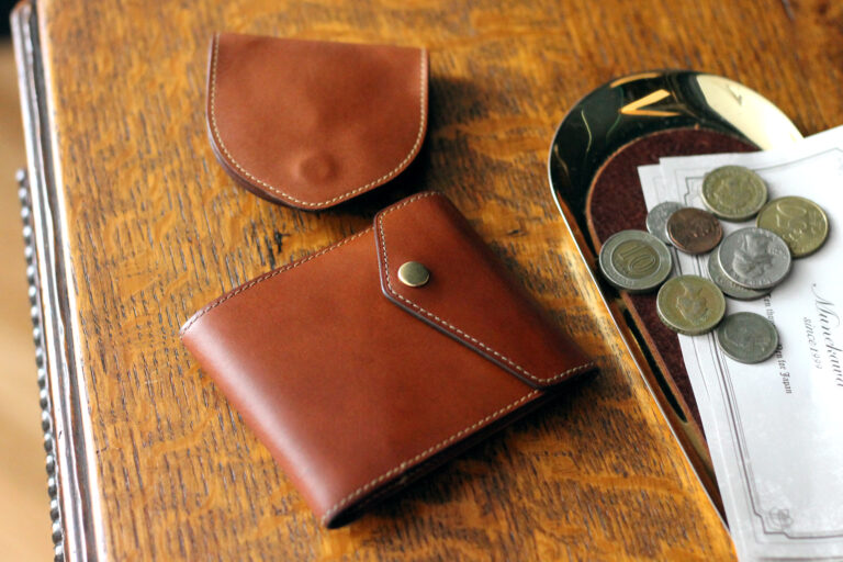 Bill holder wallet Carriage