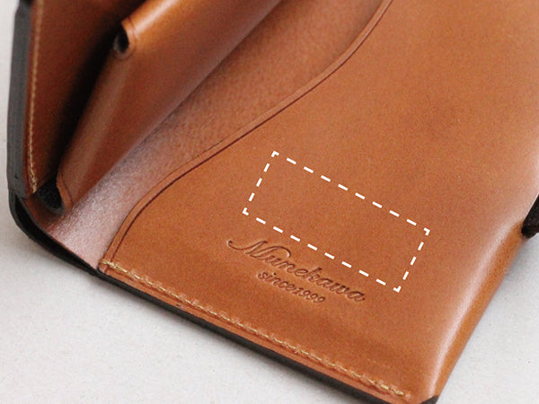 オプション：名入れ刻印+6,930円(税込)<br>
期間：2ヶ月(製作時刻印)／名入れ刻印はこの位置に入ります<br>
<a style="text-decoration: underline; font-weight: bold;" href="https://munekawa-jp.pro/products/namestamp">※詳細はこちらから必ずご確認ください</a>