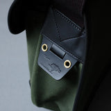ショルダーバッグ“Caddis”